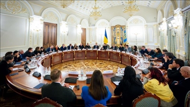 Зеленский призвал ЕС активнее включиться в переговоры и обеспечить Украине 90 млрд евро