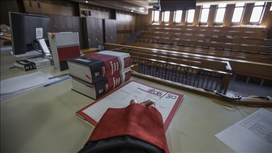 Kız çocuklarının telefonunu ele geçirip sahte ihbarda bulunan 5 çocuğa 45 yıla kadar hapis istendi