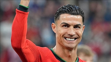 Cristiano Ronaldo, Almeria Kulübünün yüzde 25'lik hissesini satın aldı