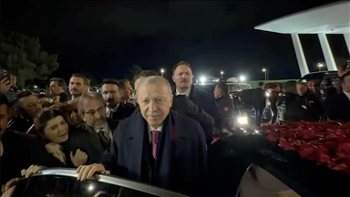 AK Parti'li gençler Cumhurbaşkanı Erdoğan'ın doğum gününü kutladı