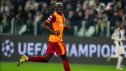 Galatasaray'ın oyuncusu Victor Osimhen, Şampiyonlar Ligi'ndeki performansıyla parlıyor