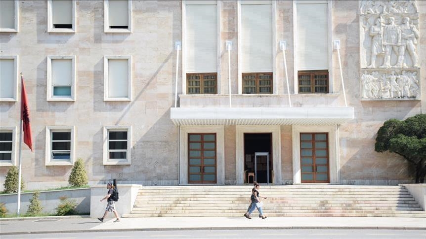 Премиерот на Албанија, Рама, предлага измени во владиниот Кабинет