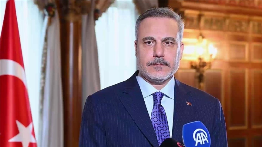 Turkey's Top Diplomat in Crisis Calls as Pakistan-Afghanistan Border Erupts