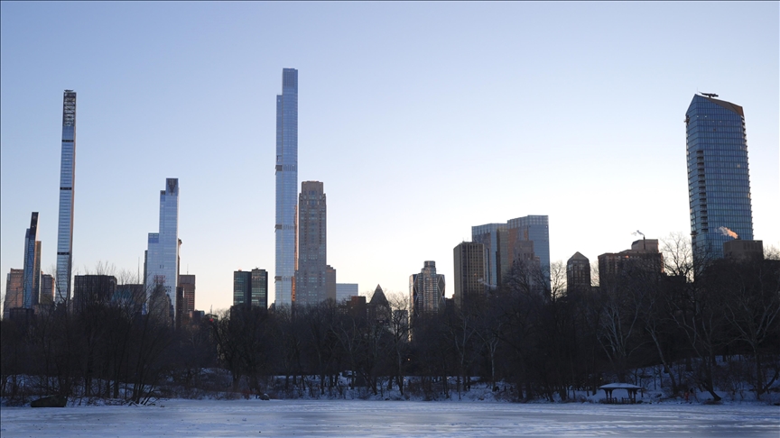 Nearly one-third of Dutch investors cut exposure to US, survey finds