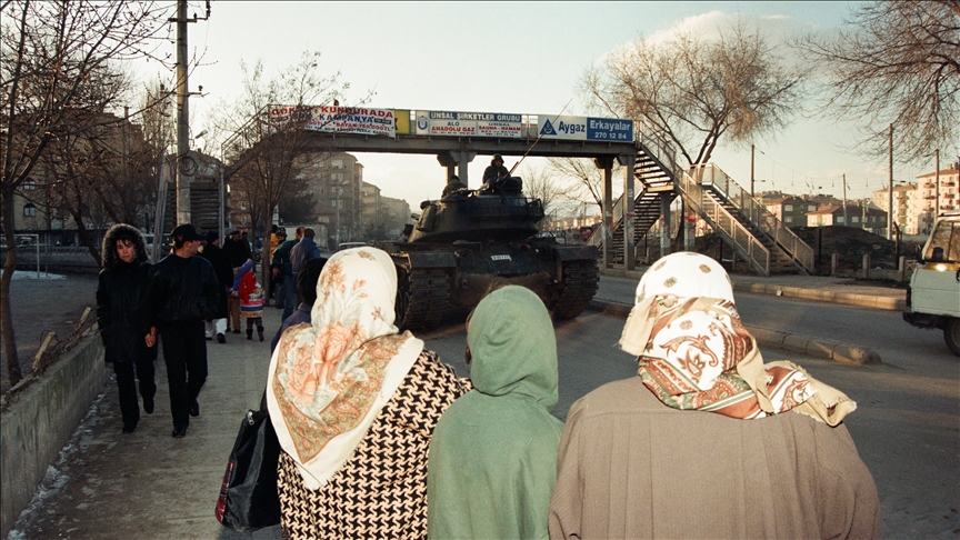 28 Şubat "postmodern darbesi"nin üzerinden 29 yıl geçti