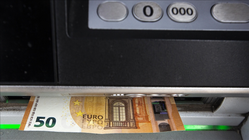 Eurozone inflation expectations fall in January: ECB