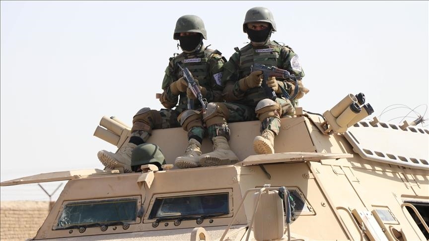 L’Afghanistan affirme avoir frappé des positions militaires au Pakistan