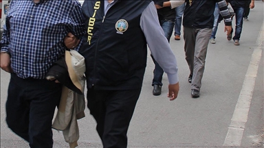 İstanbul'da yasa dışı bahis ve POS tefeciliği operasyonunda 10 şüpheli yakalandı