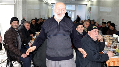 مطعم تركي يفطر 120 صائما يوميا برمضان منذ 51 عاما