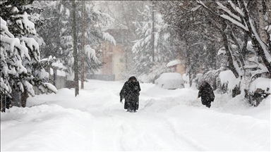 Ardahan'da kar nedeniyle hafta sonu yapılan eğitim faaliyetlerine ara verildi