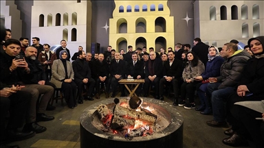 Cumhurbaşkanı Yardımcısı Yılmaz, AK Parti İstanbul İl Başkanlığının ramazan etkinliğini ziyaret etti