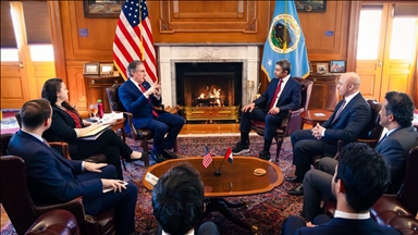 واشنطن.. الإمارات تبحث تقدم استثماراتها والعلاقات الثنائية