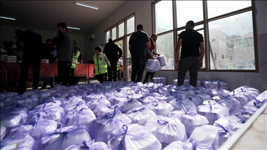 "تكية نيسان" في رمضان.. طوق نجاة لآلاف النازحين من مخيم جنين 