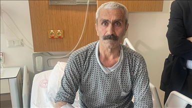 Sol akciğeri kapalı hasta uyutulmadan yapılan mesane ameliyatıyla sağlığına kavuştu