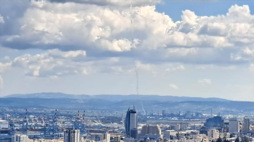 Îsraîlê ragihand ku ji Îranê êrîşa fuzeyan a pêla 10emîn hat destpêkirin