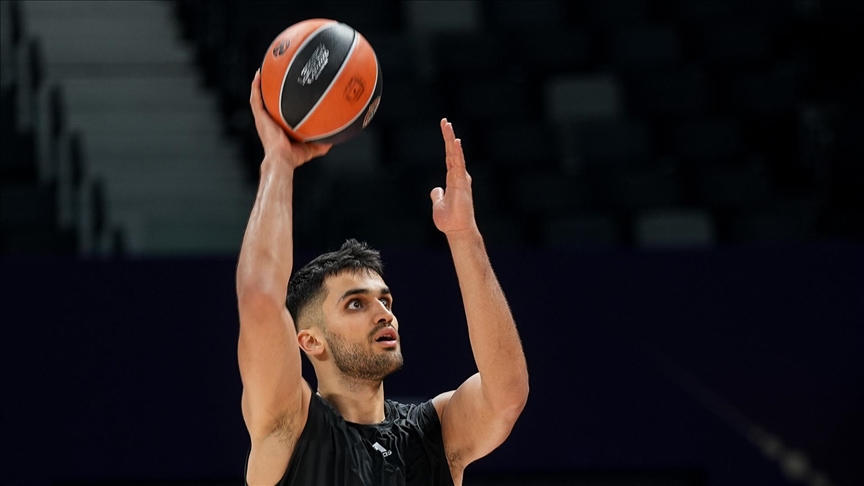 Panathinaikos AKTOR, milli basketbolcu Ömer Faruk Yurtseven ile yollarını ayırdı