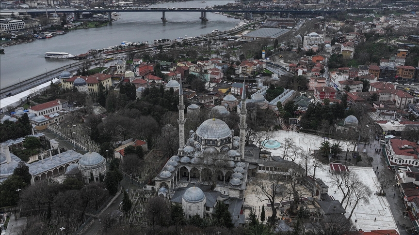 جامع أيوب سلطان.. رمز ديني وشاهد على تتويج السلاطين العثمانيين (تقرير)