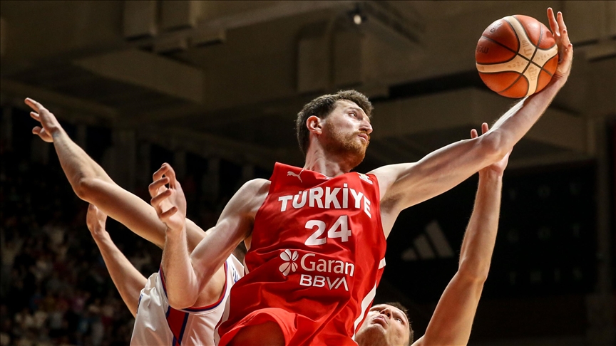 Türkiye beat Serbia 82-78 in World Cup qualifiers