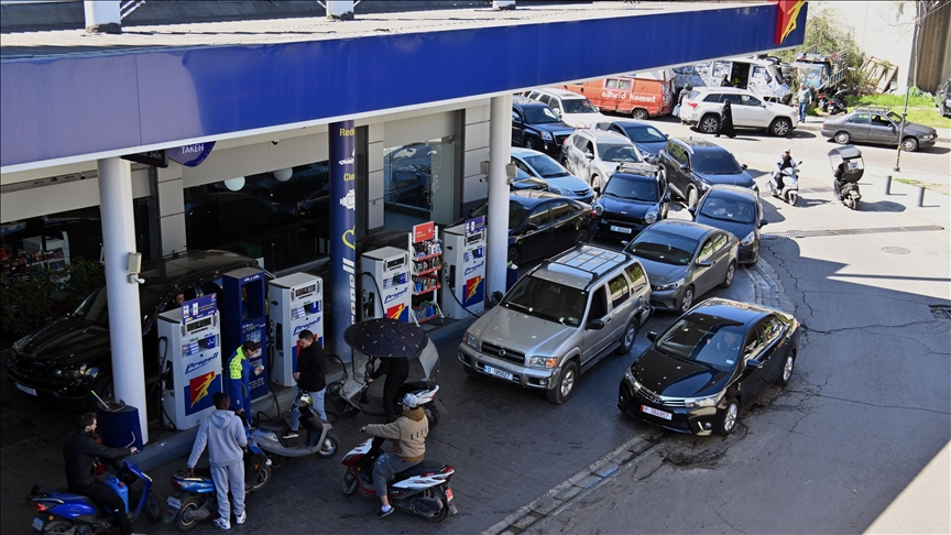 لبنان: لا أزمة محروقات ولا داعي للتهافت على المحطات