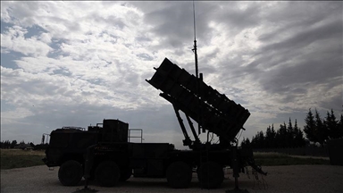 قطر تتحدث عن إسقاط صاروخ مع تواصل العدوان الأمريكي الإسرائيلي ضد إيران