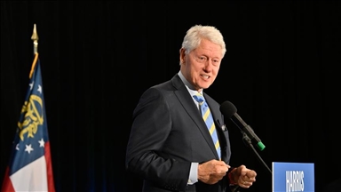 Bill Clinton affirme n’avoir eu aucune connaissance des crimes d’Epstein