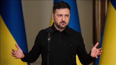 Zelenskiy, İngiltere ve Fransa'dan nükleer silah teklifi gelmediğini söyledi