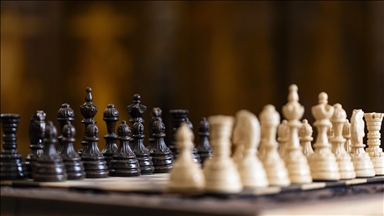 Karaköy'de özel üretim Türk motifli satranç ve tavlalar yabancı müşterilerden yoğun talep görüyor