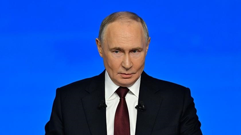 Mort d'Ali Khamenei: Vladimir Poutine dénonce un acte de "violation cynique" de "la morale et du droit international"