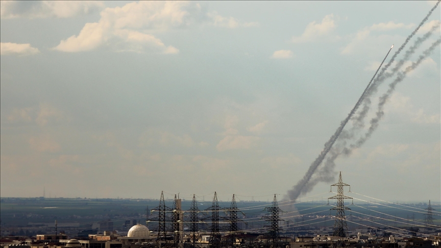 استهداف مطار أربيل بطائرة مسيرة يُسبب انفجارا وحريقا