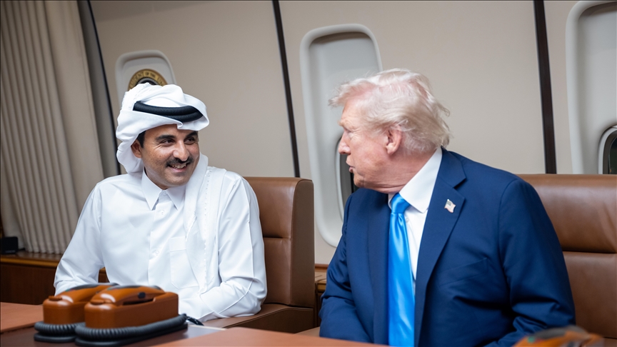 أمير قطر يتلقى اتصالا من ترامب ويشدد على احتواء التصعيد "دبلوماسيا" 