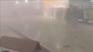 تزامنا مع هجمات إيرانية.. 4 إصابات في مطار دبي جراء "حادث" 