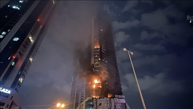 بين موانئ وناقلة نفط وقاعدة بحرية.. رد إيران يتوسع في استهداف الخليج 