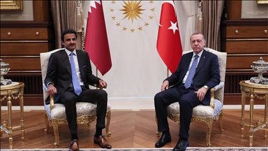 Türkiye : Erdogan s’entretient avec l’émir du Qatar après les attaques visant le pays