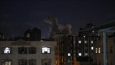 التلفزيون الإيراني: بعض أقسام مجمعنا تعرضت لهجمات أمريكية وإسرائيلية 