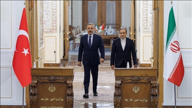 Turkish, Iranian foreign ministers discuss latest situation in Iran