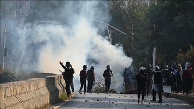 At least 6 killed after protesters clash with police outside US Consulate in Pakistan's Karachi
