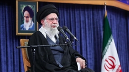 ن. تايمز: أمريكا هي من حددت موقع خامنئي ووجهت إسرائيل لتنفيذ الاغتيال