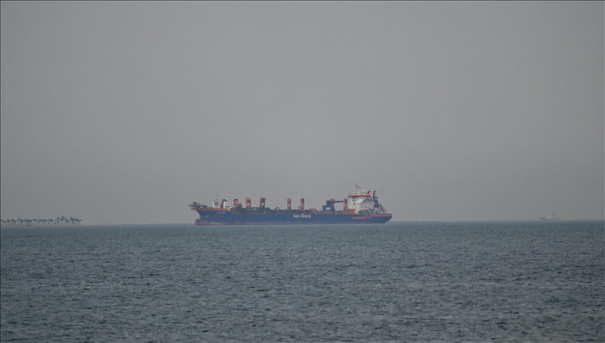 Citing security risks, shipping giant Hapag-Lloyd halts cargo bookings from Africa to Upper Gulf