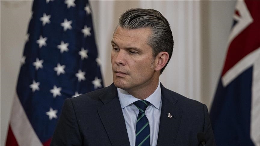 Shefi i Pentagonit thotë se nuk ka "luftë për ndryshim regjimi" në Iran, ndërsa sulmet amerikane vazhdojnë