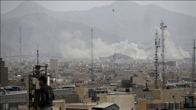 Des explosions secouent Téhéran et Karaj dans la nuit lors de frappes américano-israéliennes