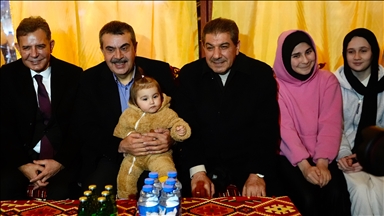 Milli Eğitim Bakanı Tekin, Esenler'de ramazan etkinlik alanını ziyaret etti