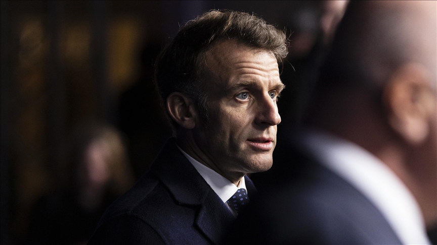 Macron annonce le déploiement du porte-avions Charles-de-Gaulle et appelle à l’arrêt des frappes contre l’Iran