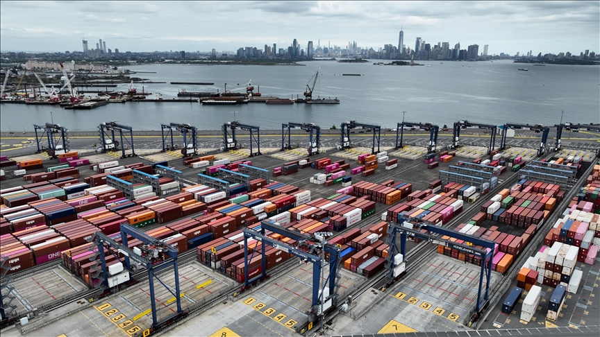 EAU : Des incendies se déclarent dans le port de Fujairah et la zone industrielle pétrolière après une attaque de drone