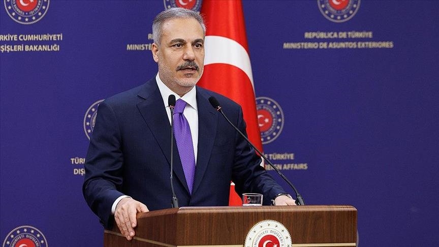 فيدان يبحث التطورات الإقليمية مع بارزاني ونظيريه القطري واليوناني