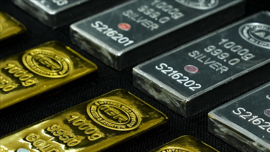 Gold, silver retreat amid Iran tensions