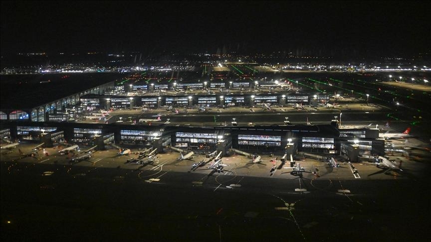 Une habitante de Chicago bloquées à Dubaï après les frappes américano-israéliennes contre l’Iran