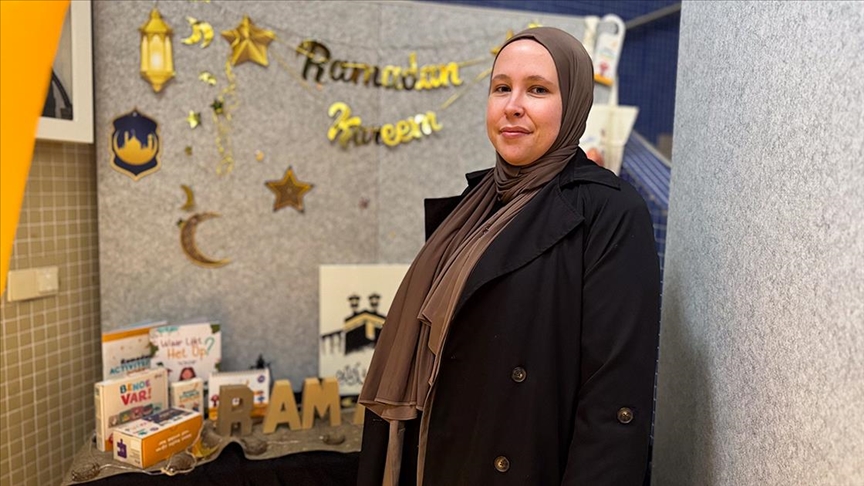 Hollanda'da sonradan Müslüman olan Zeynep van de Weijer: O an İslam'da daha fazlası olduğunu düşündüm