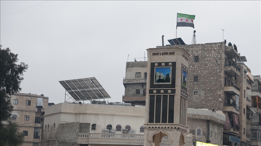 سوريا تعيد فتح مجالها الجوي جزئيا بدءا من الأربعاء