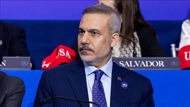 فيدان: قصف إيران دول الخليج استراتيجية خاطئة للغاية 