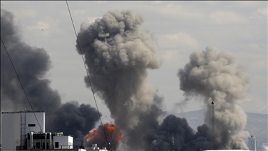 إسرائيل تعلن استهداف قائد إيراني بطهران وآخرين من "حزب الله" في بيروت